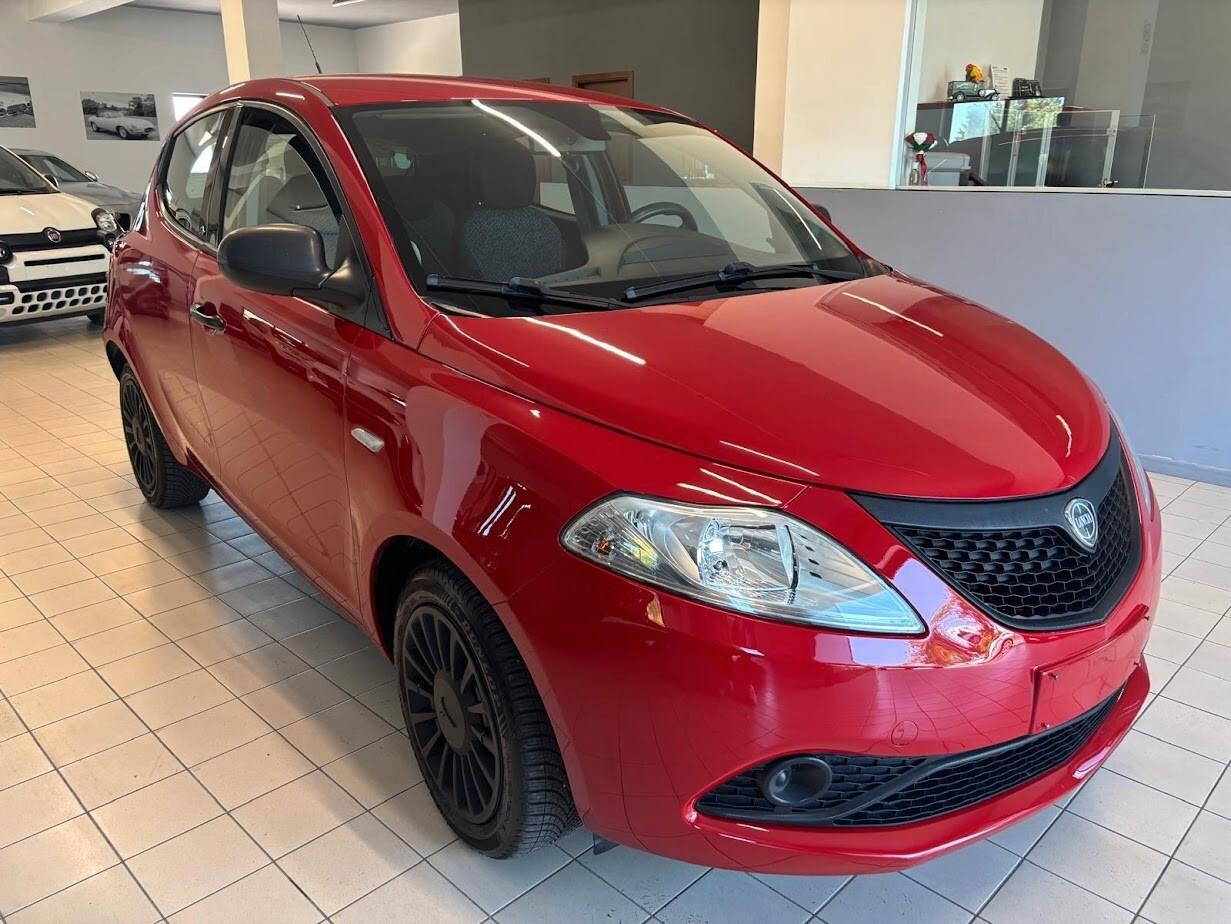 Lancia Ypsilon 1.2 69 CV 5 porte GPL Ecochic Elefantino Blu