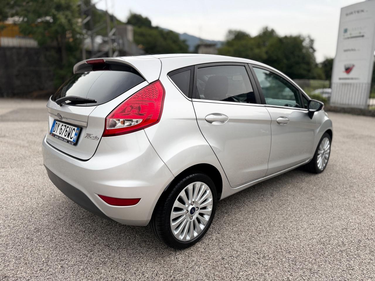 Ford Fiesta 1.4 5 porte GPL Titanium 96cv