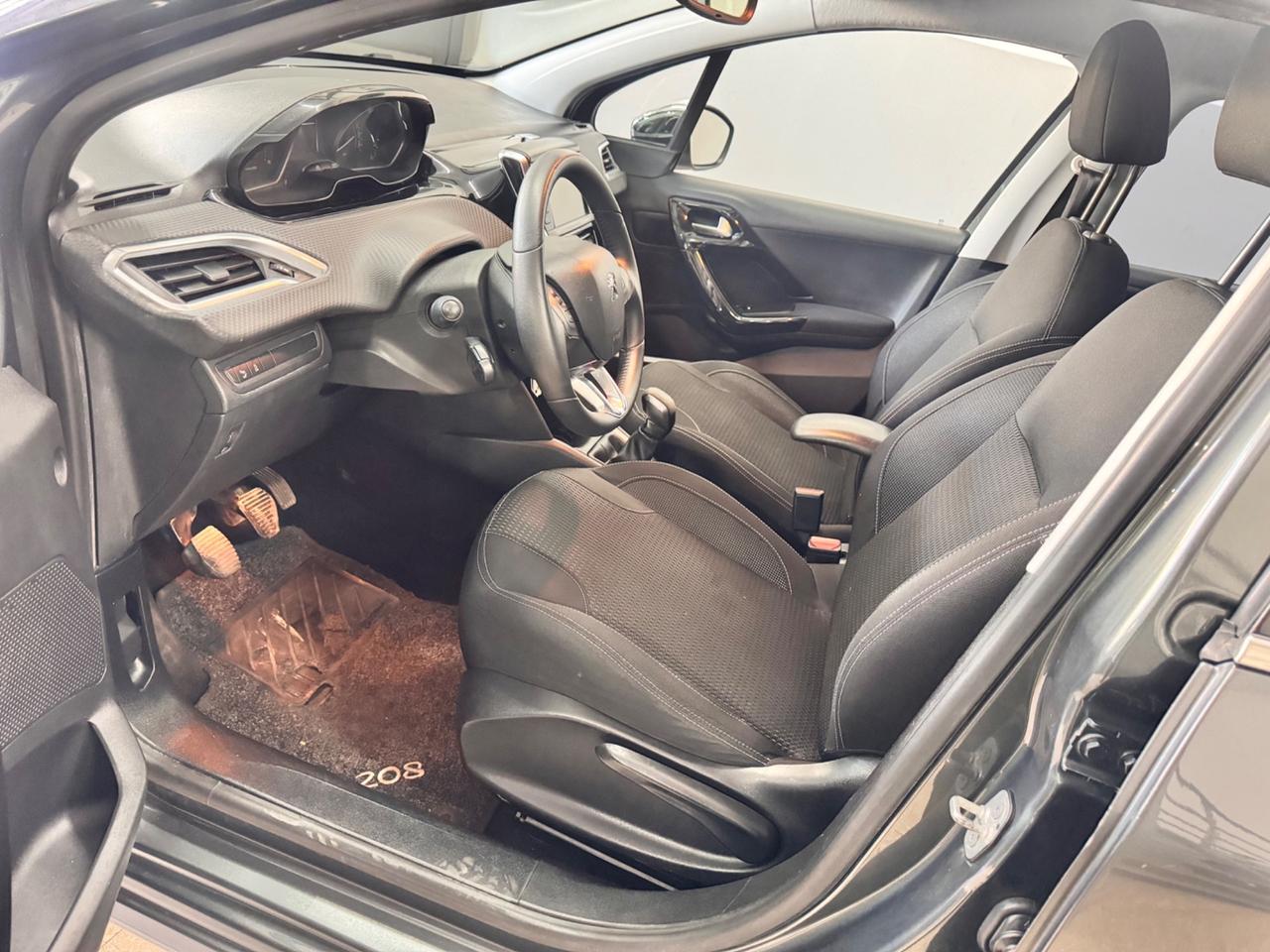 Peugeot 208 1.6 HDi 75 Cv 5 Porte Allure - 2017