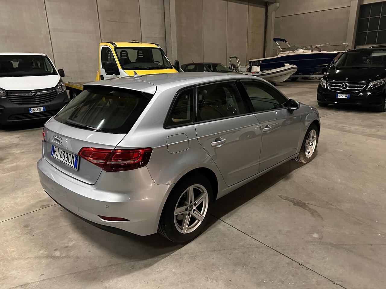 Audi A3 SPB 1.6TDI Possibile Permuta e Finanziamento