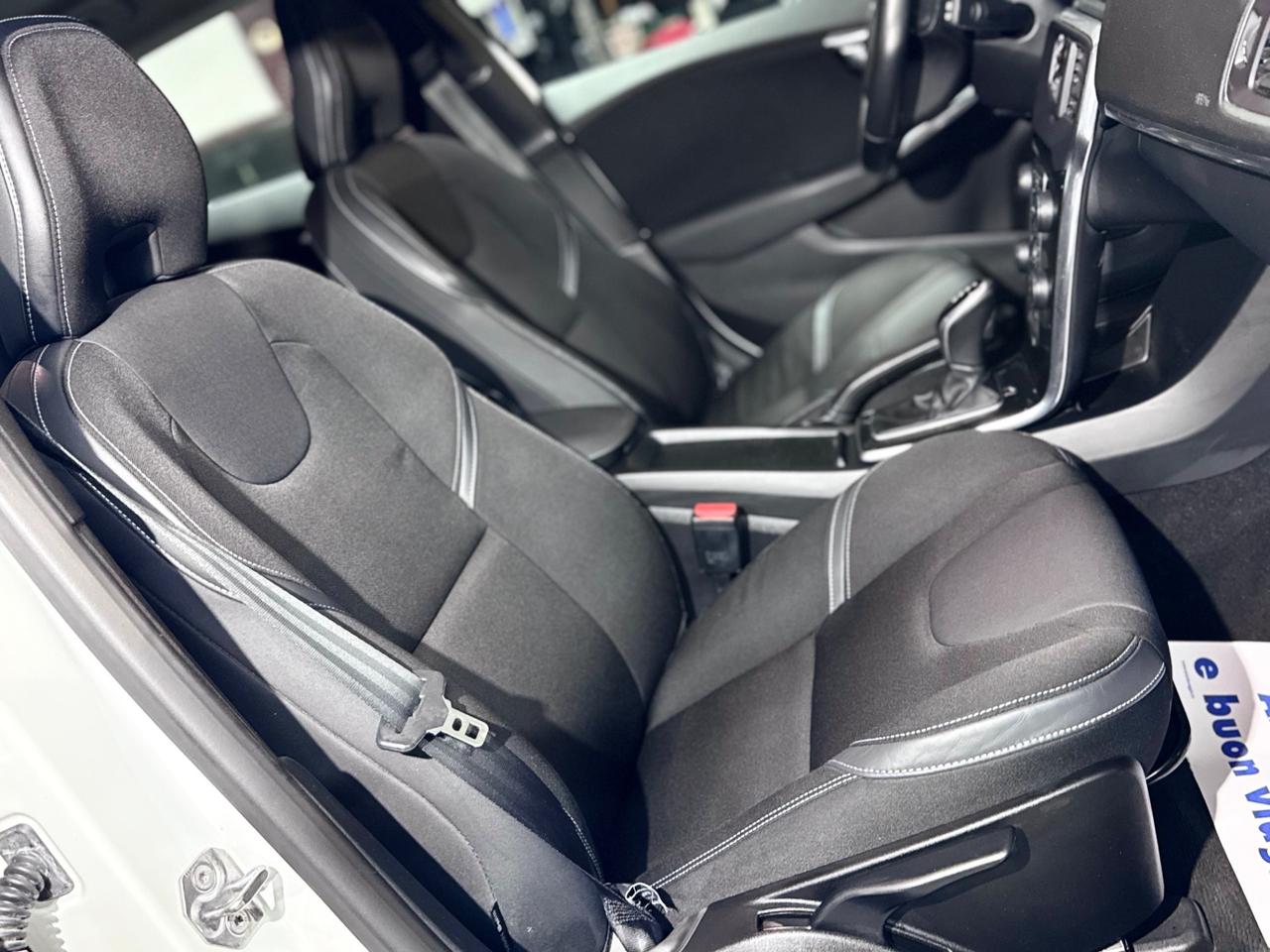 Volvo V40 R 2.0 Diesel 110cv Auto 2016 Euro 6b