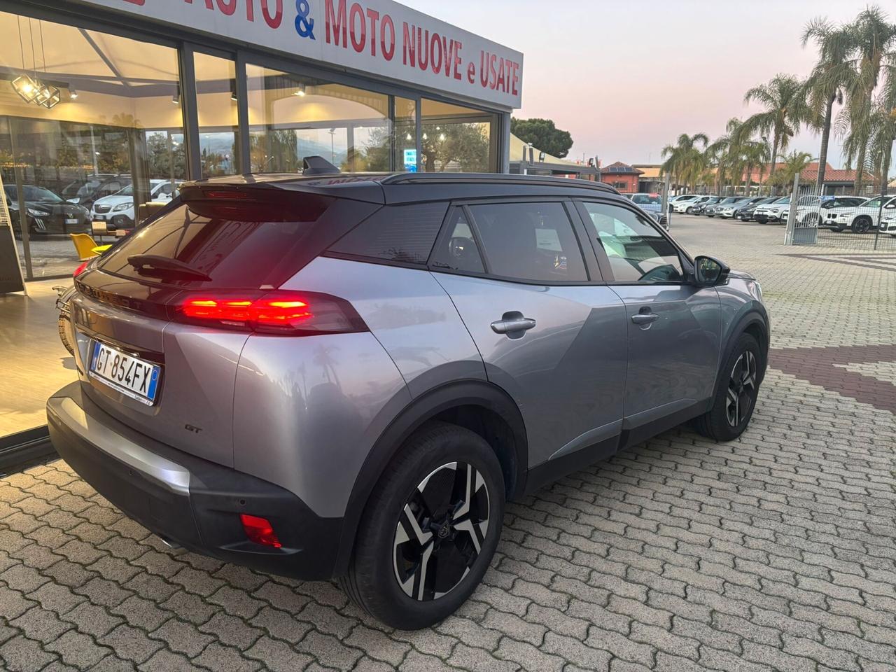 Peugeot 2008 BlueHDi 130 S&S EAT8 GT