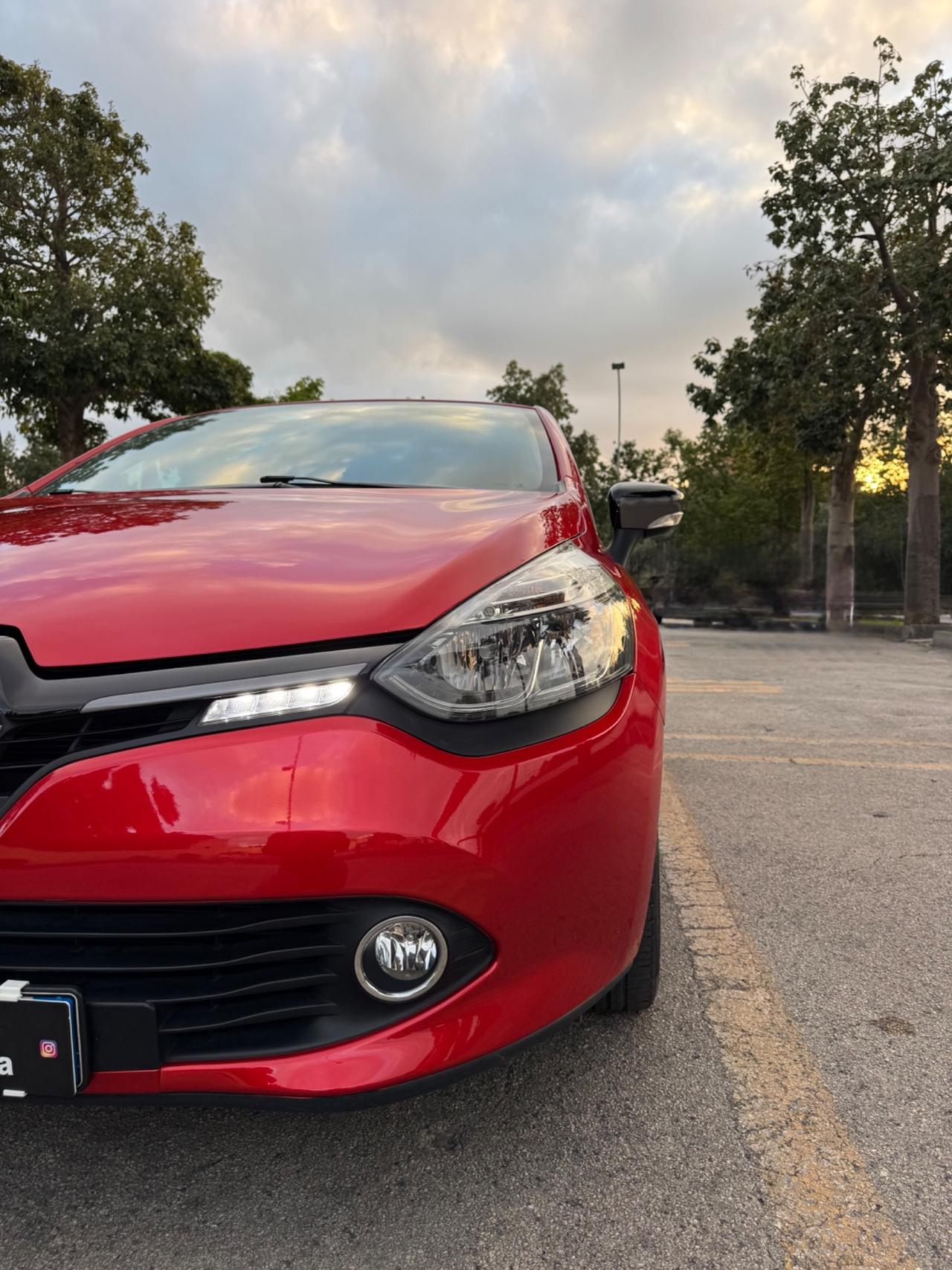 Renault Clio 1.5 dCi SOLO 81.000 KM CERTIFICATI