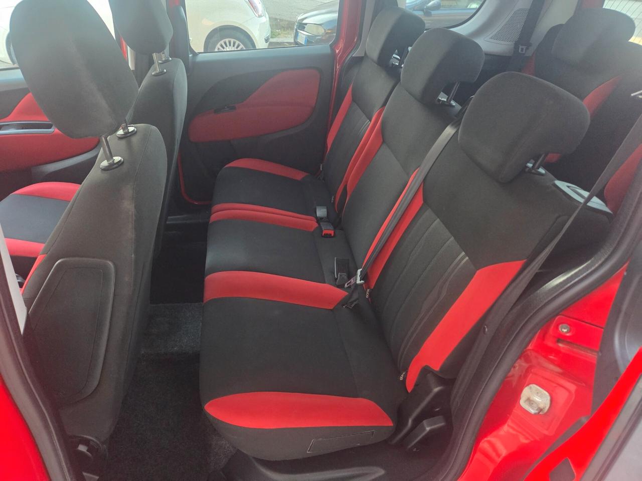 FIAT DOBLO' ANNO 2016 1.6 MJET 7 POSTI KM CERTIFICATI