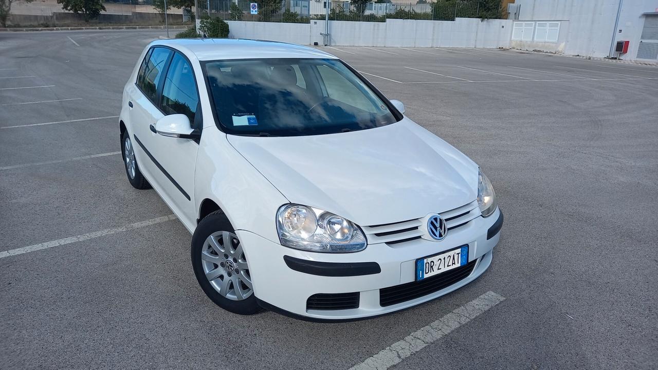 Volkswagen Golf 1.6 5p. Comfortline