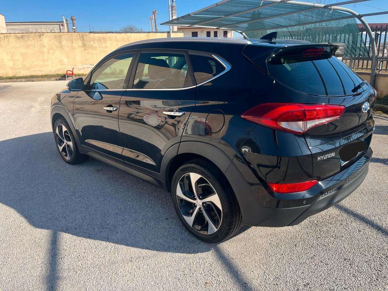 Hyundai Tucson 1.7 CRDi Sound Edition