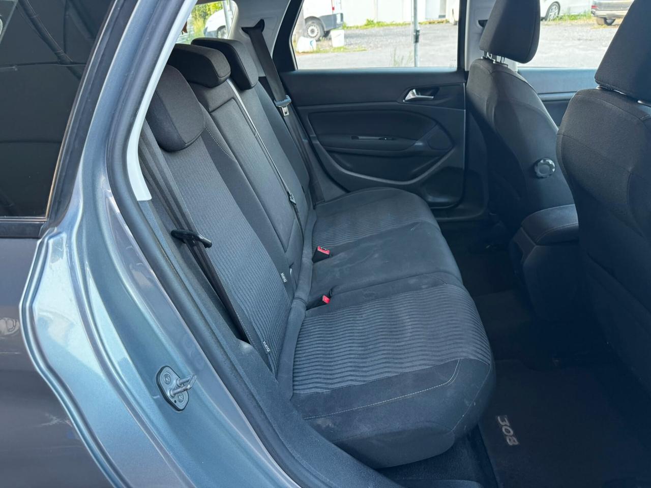 Peugeot 308 1.6 e-HDi 115 CV Stop&Start Active