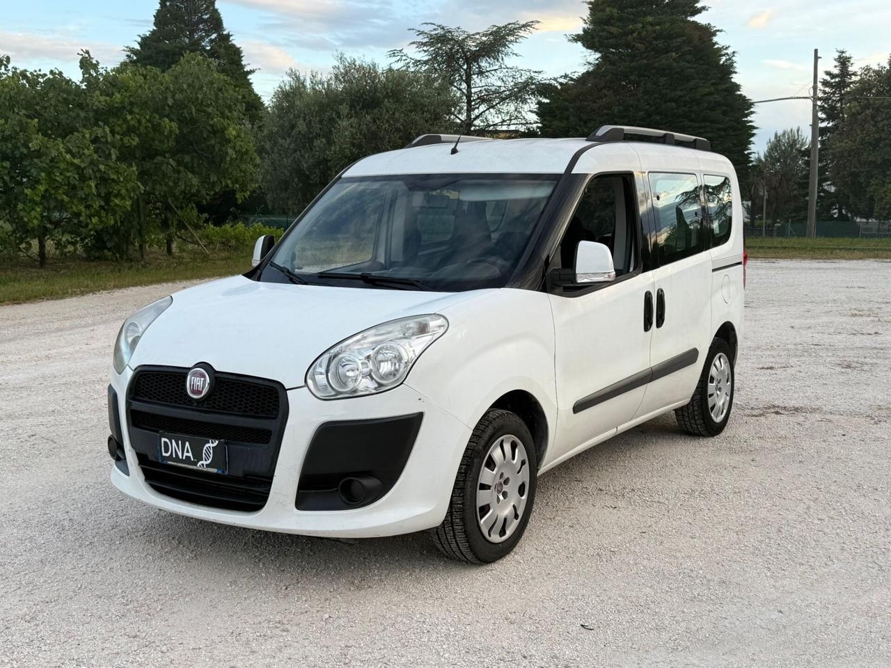 Fiat Doblò 5posti Natural Power UNIPRO Neopatentati