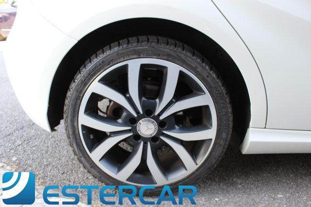 MERCEDES-BENZ A 200 CDI Sport