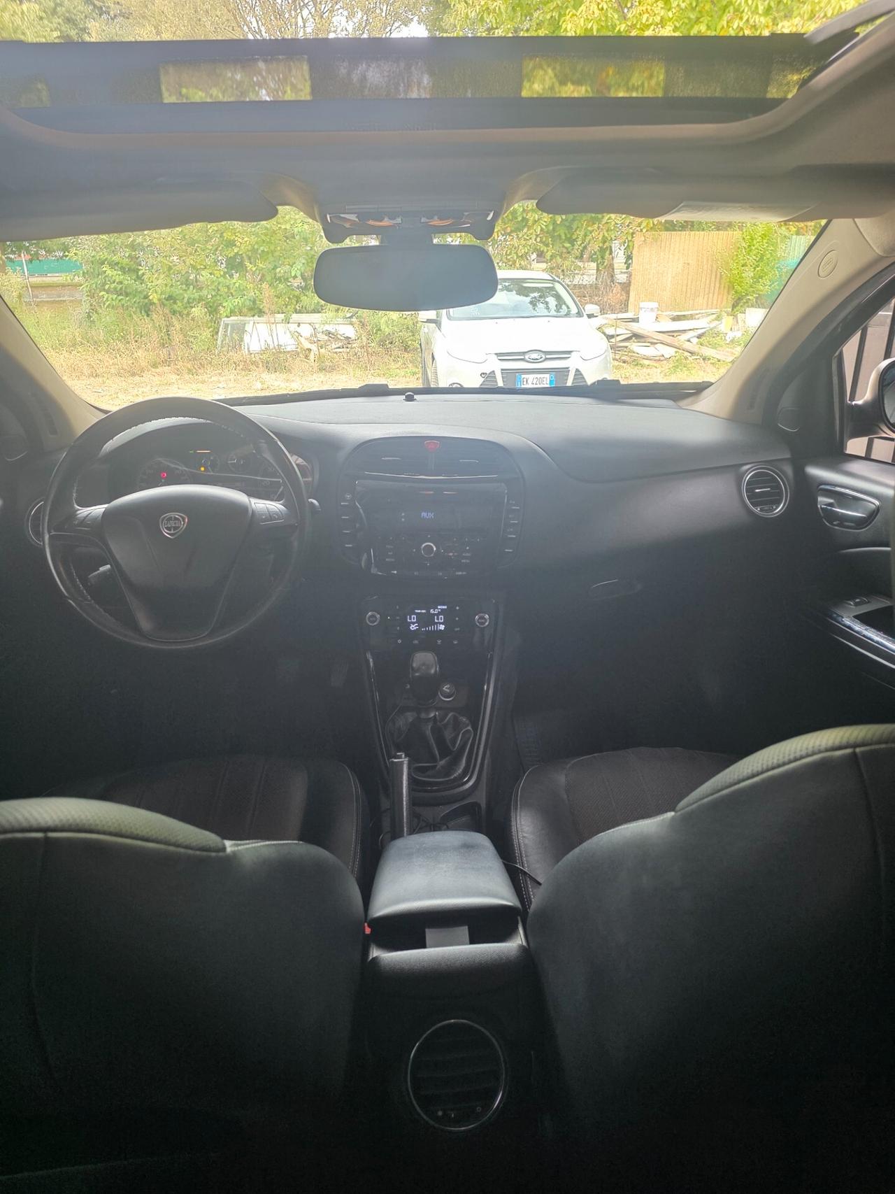 Lancia Delta 1.6 MJT DPF Business