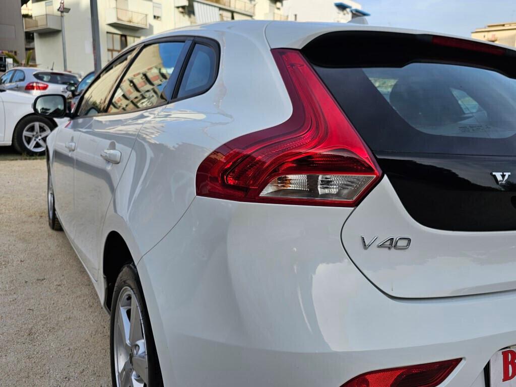 Volvo V40 D2 2.0d 120cv Geartronic euro6