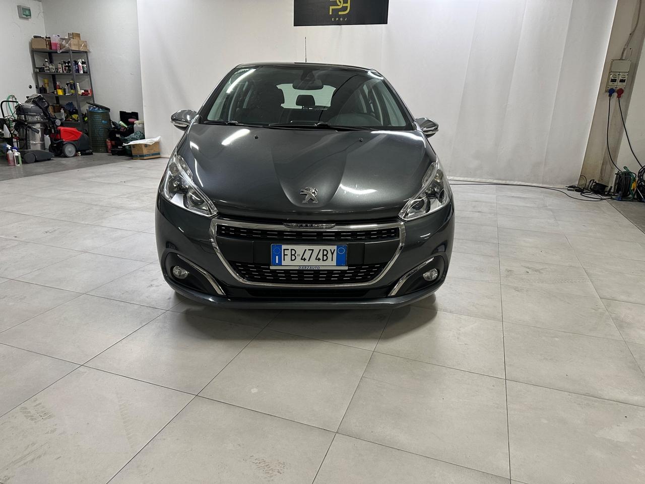 Peugeot 208 BlueHDi 75 5 porte Allure Neopatentati