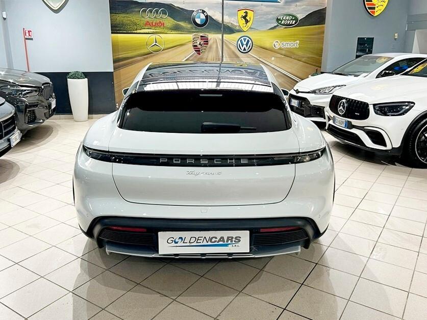 Porsche Taycan 4 Cross Turismo
