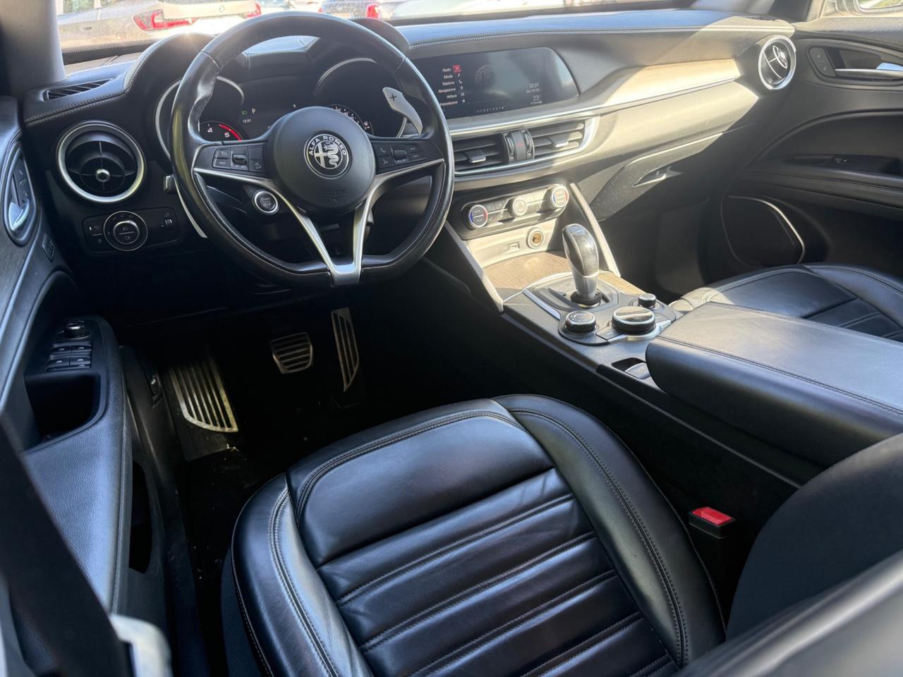 Alfa Romeo Stelvio 2.2 Turbodiesel 210 CV AT8 Q4 Executive
