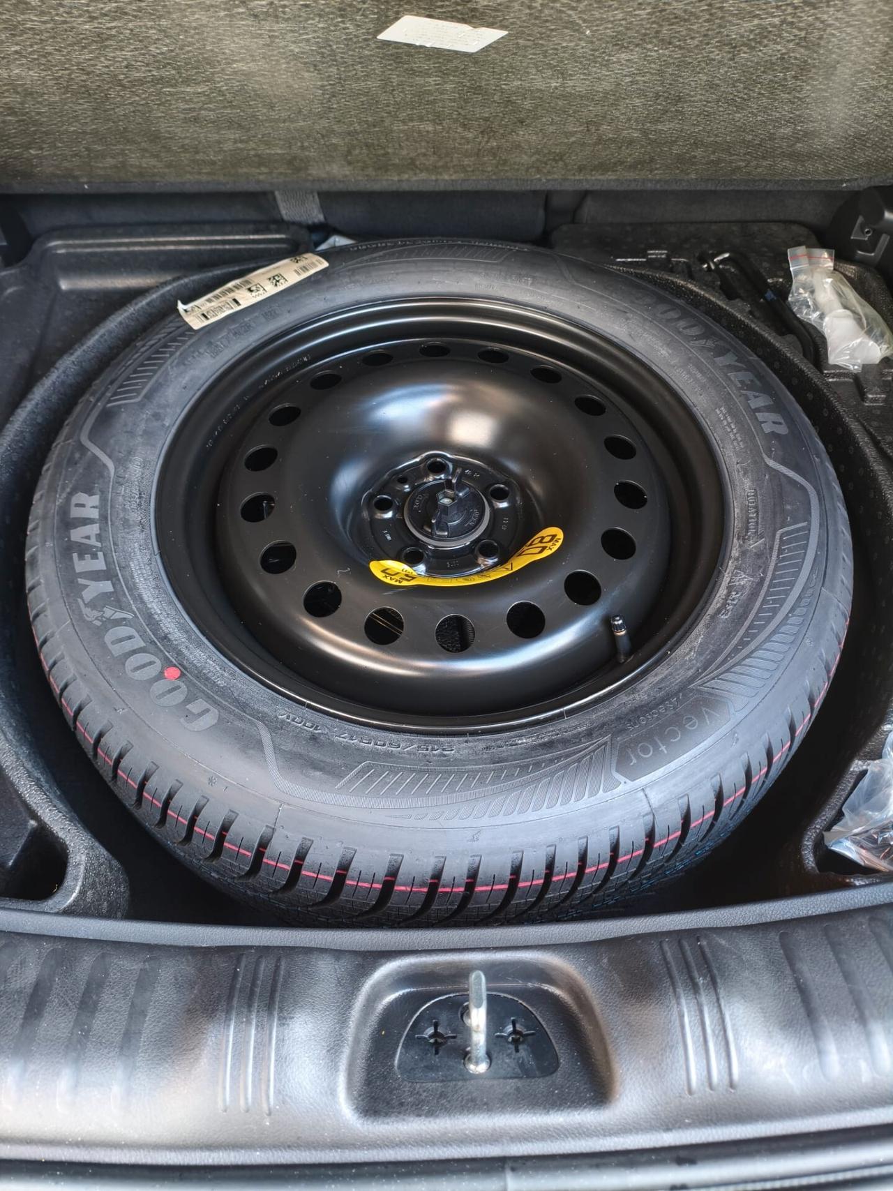 Jeep Compass 1.5 MHEV 130cv DDCT Limited