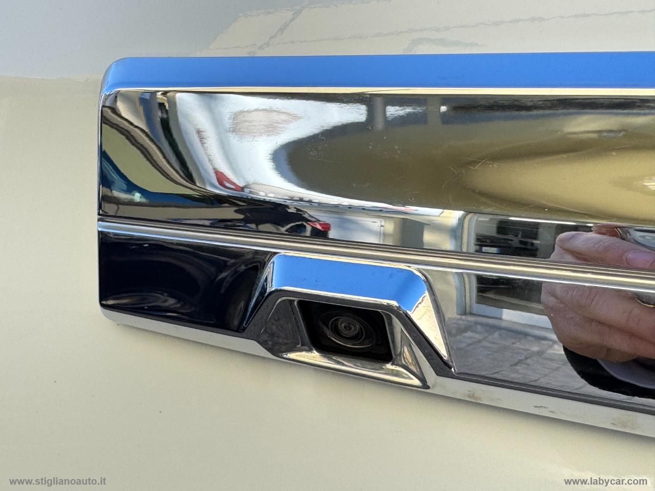 L200 2.3 D DoubleCab 4x4 Sup.Sel.Intense