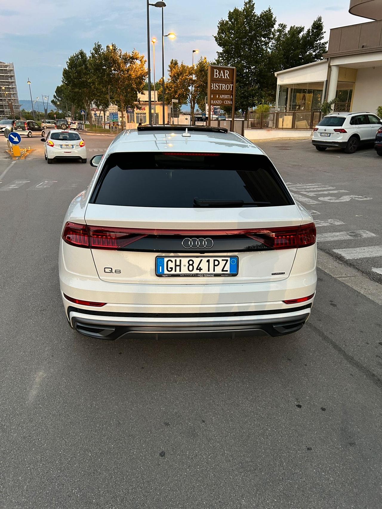 Audi Q8 50 TDI 286 CV quattro tiptronic Sport
