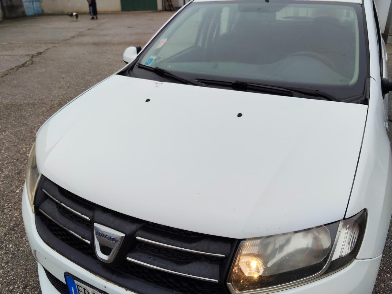 Dacia Sandero 1.2 16V GPL 75CV