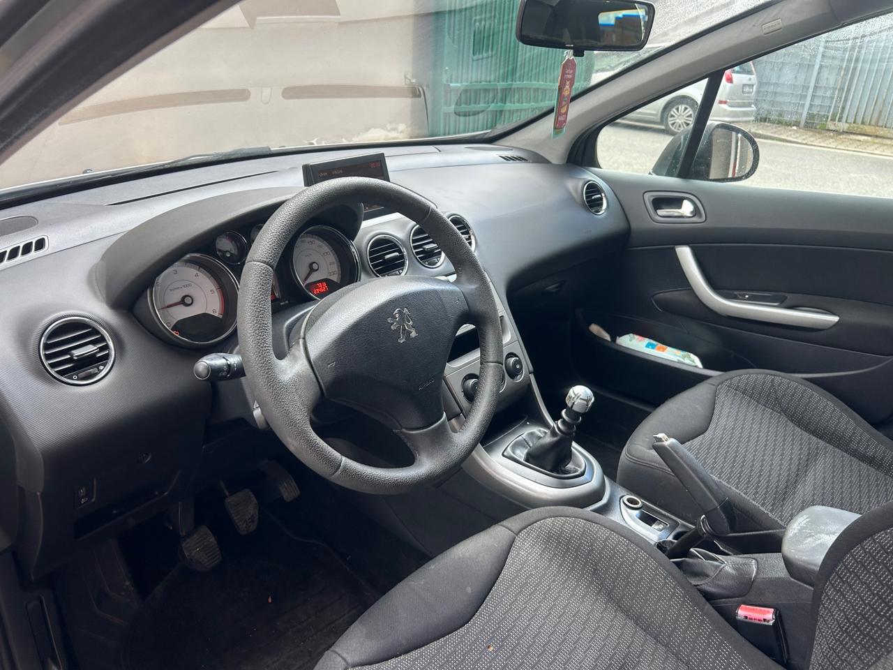 Peugeot 308 1.6 HDi 110CV SW Ciel Tecno