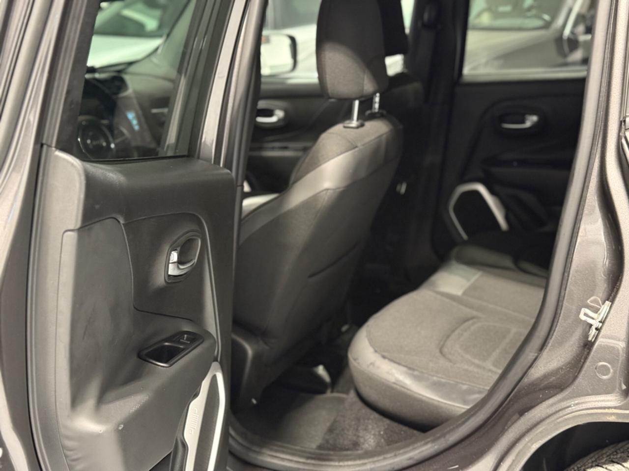 Jeep Renegade 1.6 mjt Limited 58.000km! Euro 6!