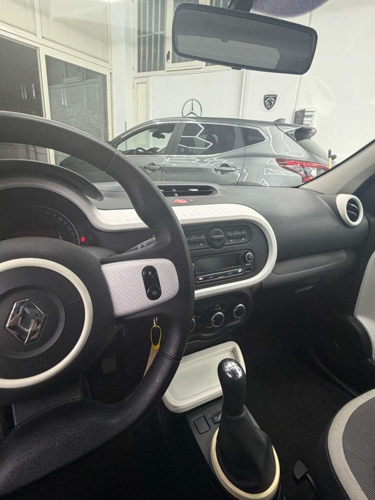 Renault Twingo SCe Lovely