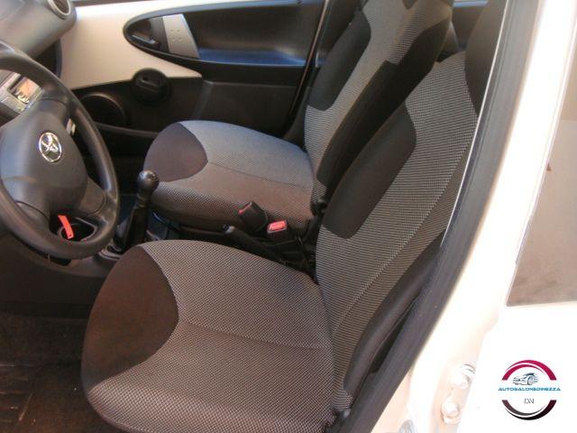 TOYOTA - Aygo - 1.0 12V VVT-i 5p. Lounge