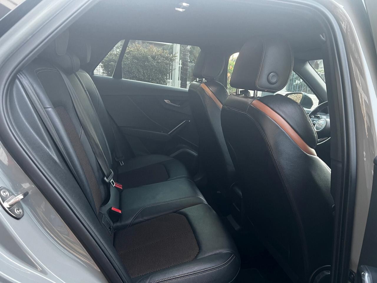 Audi Q2 1.6 TDI-S Line-Modello Edition