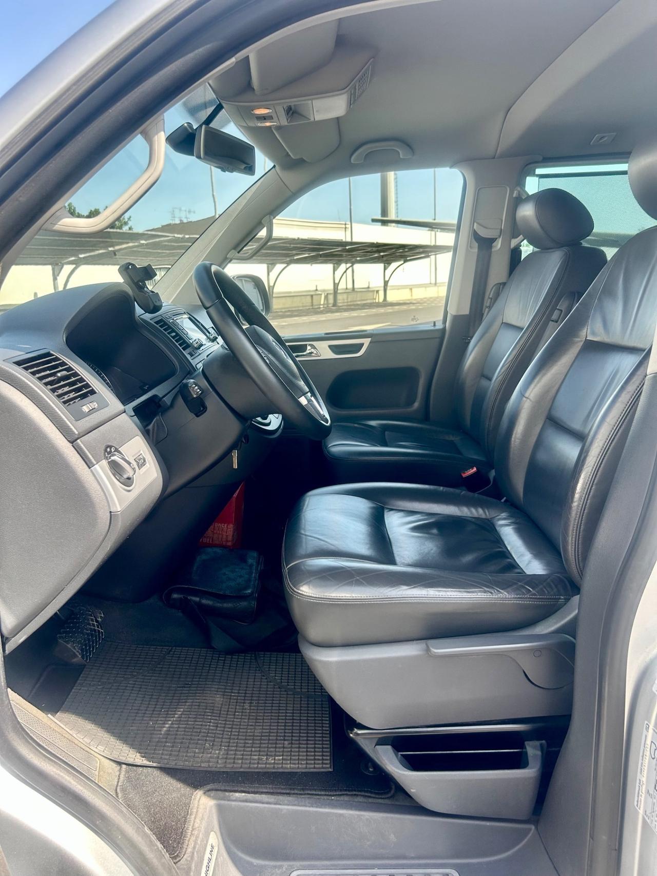 Volkswagen Multivan 2.0 BiTDI 180CV DSG 4 Motion Highline