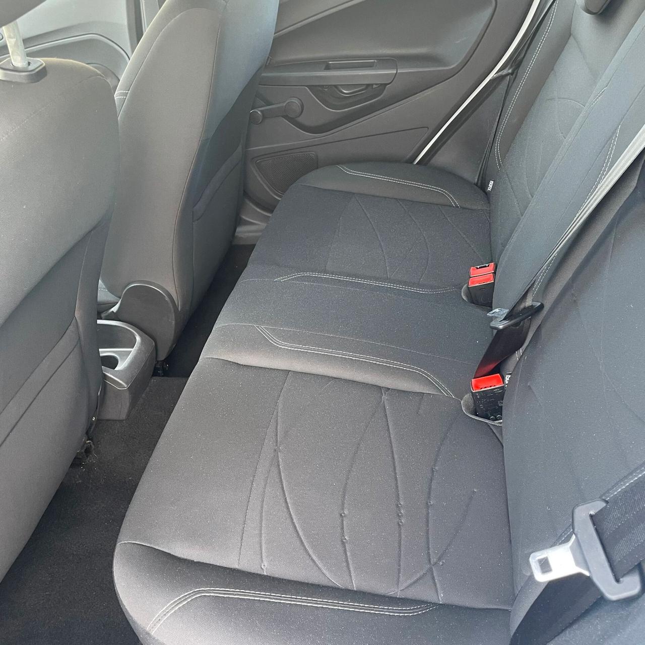 Ford Fiesta 1.2 60CV 5 porte Titanium