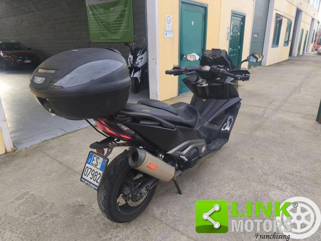 KYMCO AK 550 BLACK