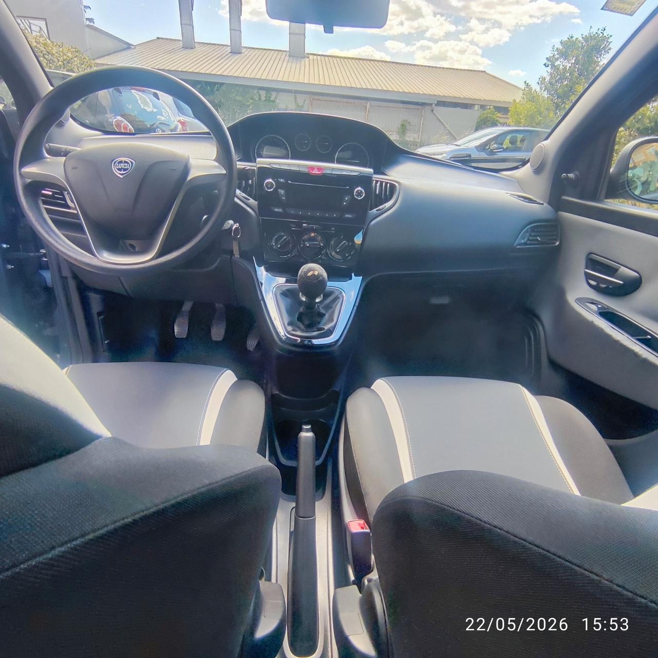 Lancia Ypsilon 1.2 69 CV 5 porte Elefantino euro 6