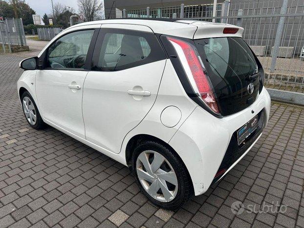 TOYOTA - Aygo - 1.0 VVT-i 69 CV 5 porte x-play