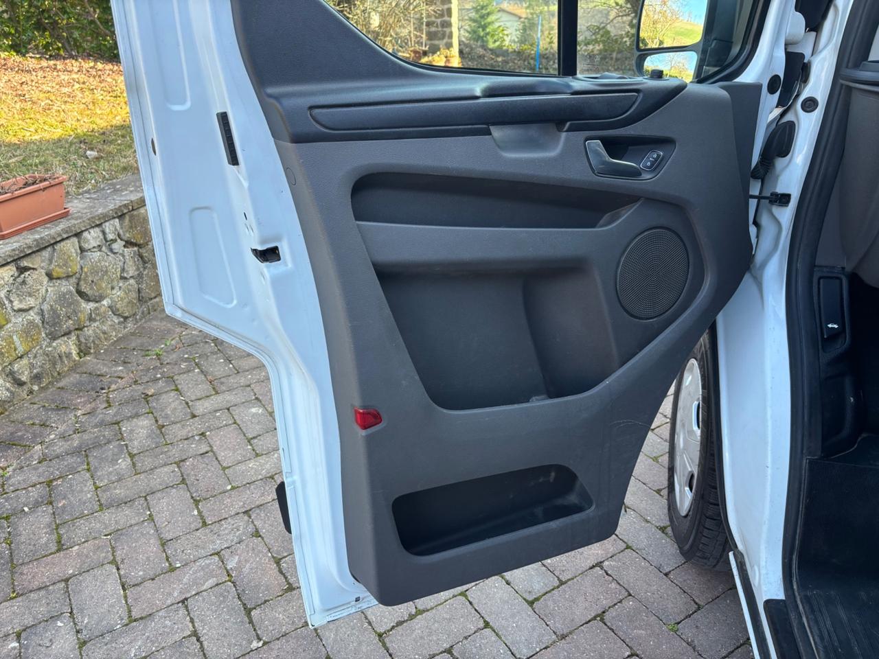 Ford Transit Custom 280 2.0 EcoBlue Hybrid 130 PC Furg