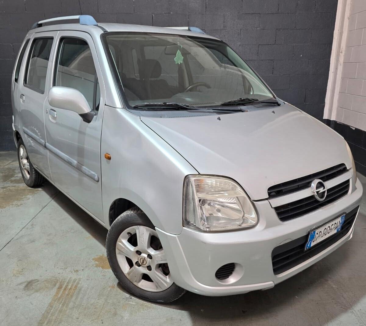 Opel Agila 1.2 16V Fashion Line