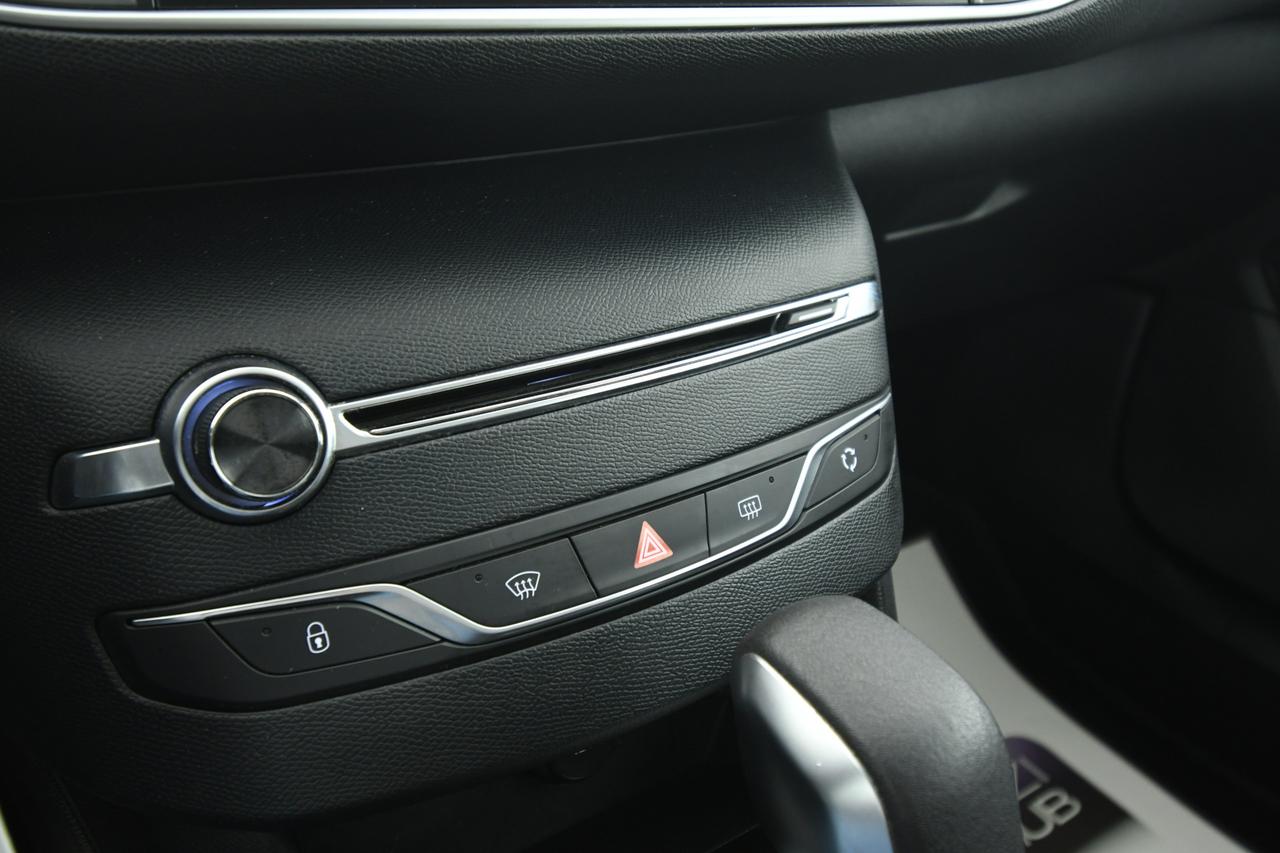 PEUGEOT 308 SW 1.6 bluehdi Allure s&s 120cv eat6 COMMERCIANTI+APP CONNECT
