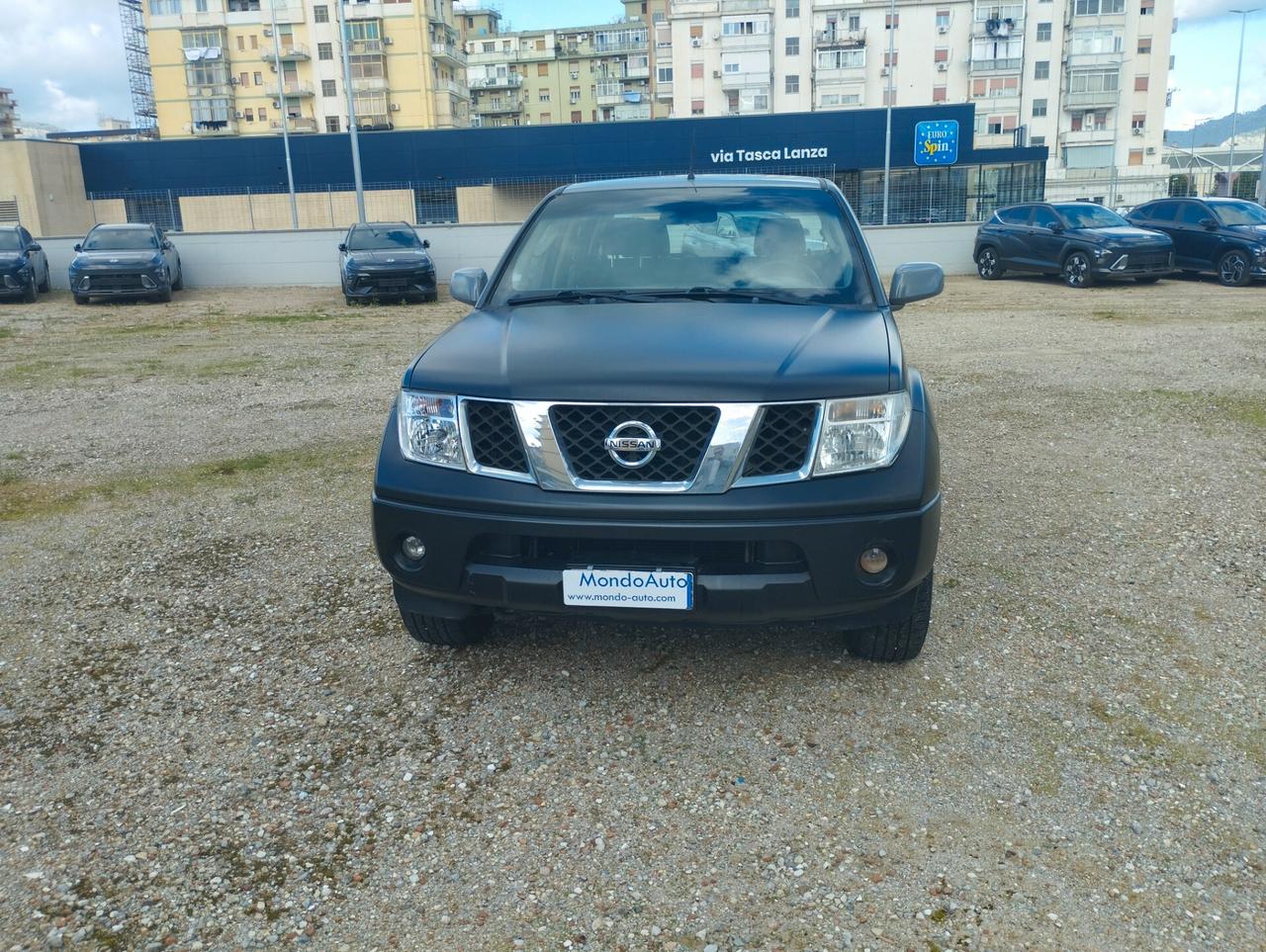 Nissan Navara 2.5 dCi 4 porte Double Cab
