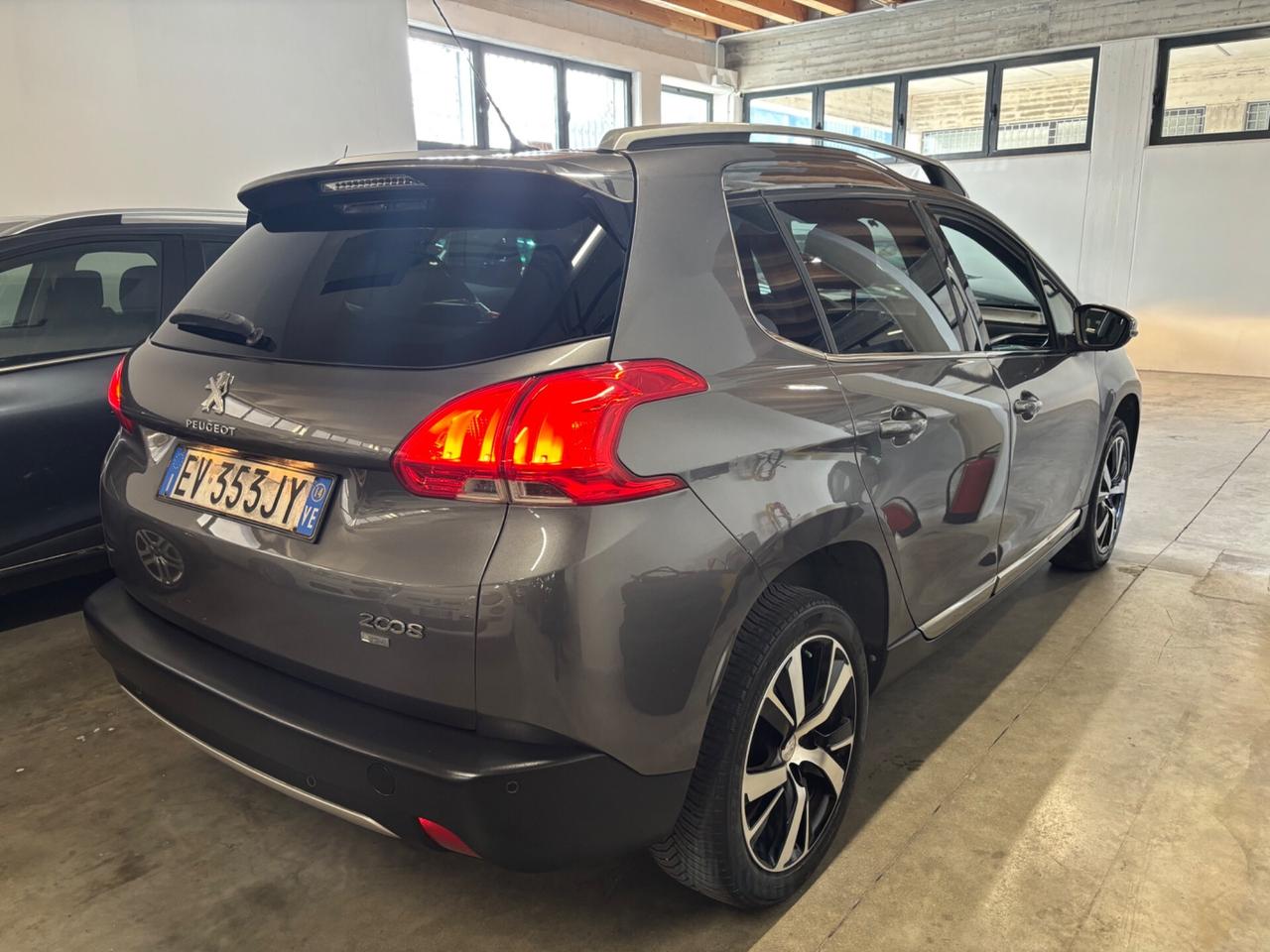 Peugeot 2008 1.6 e-HDi OK NEOPATENTATI