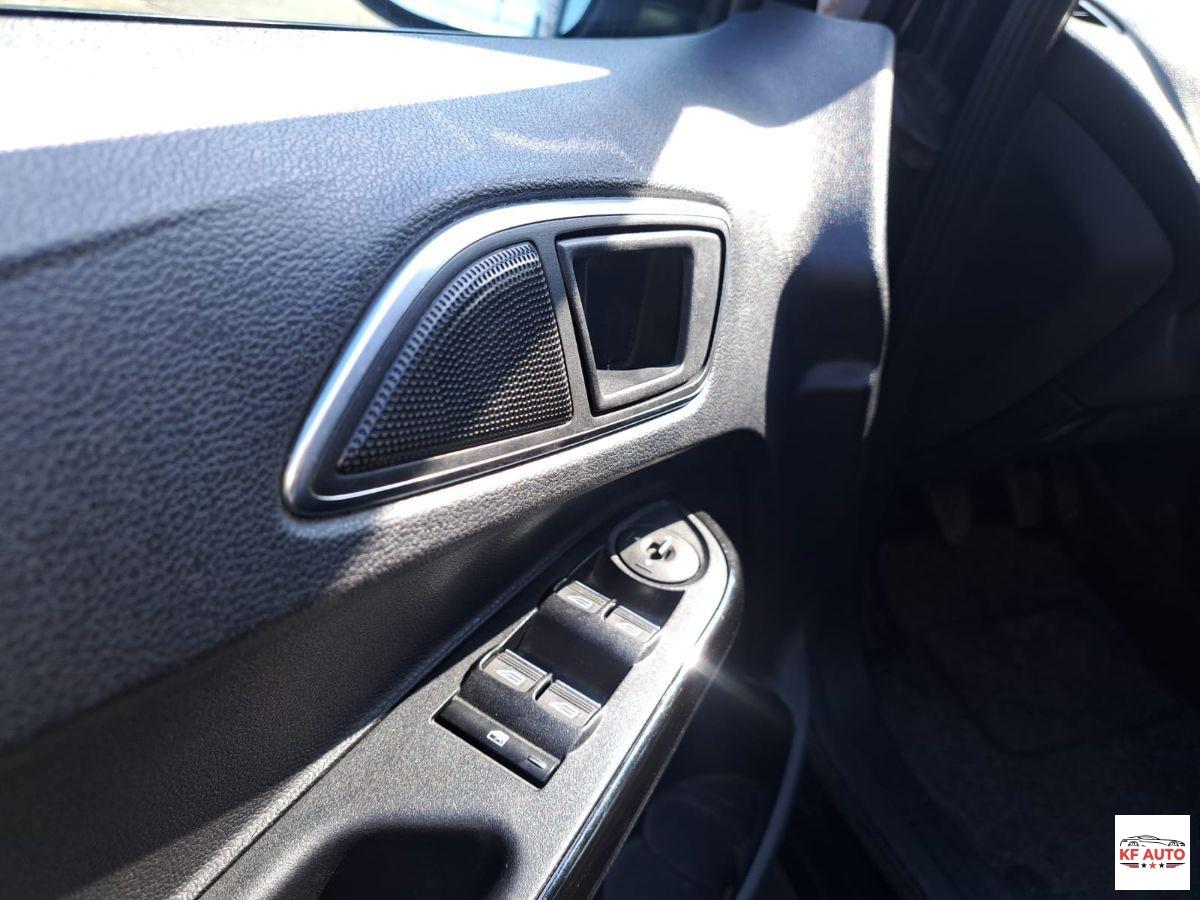 FORD - B-Max 1.4 Titanium Gpl 90 cv E6