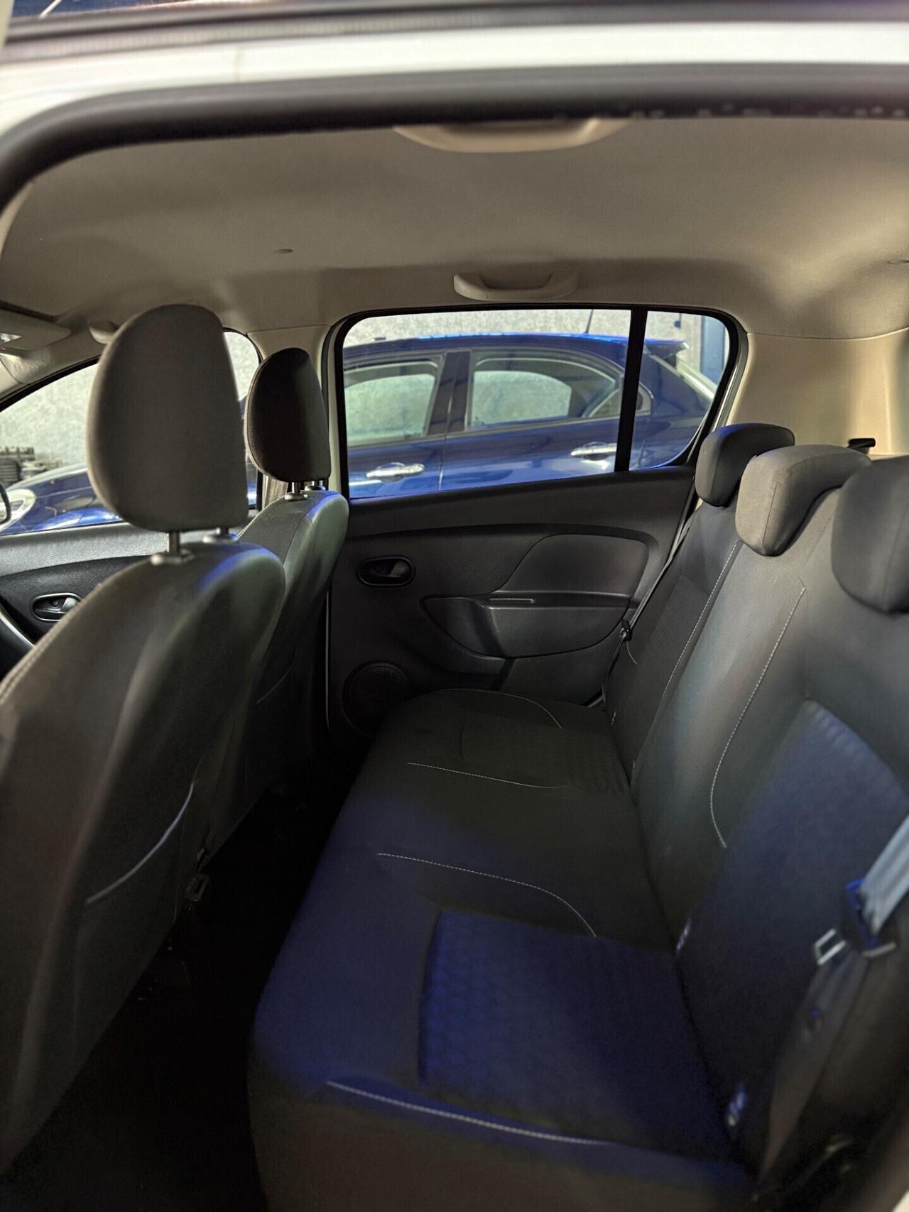 Dacia Sandero 1.2 GPL 75CV