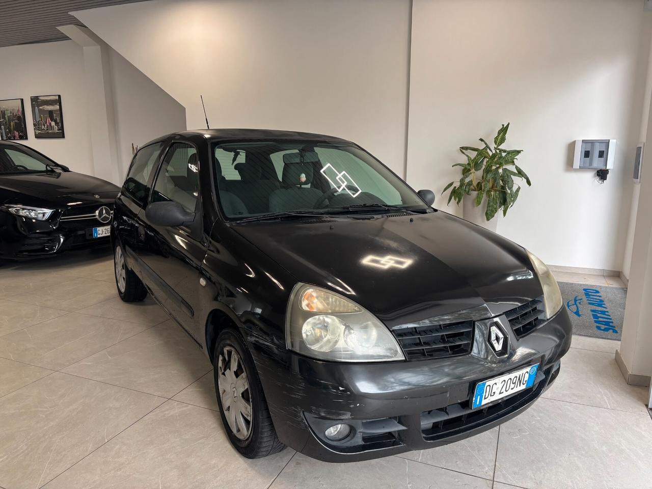 Renault Clio Storia 1.2 3 porte Confort