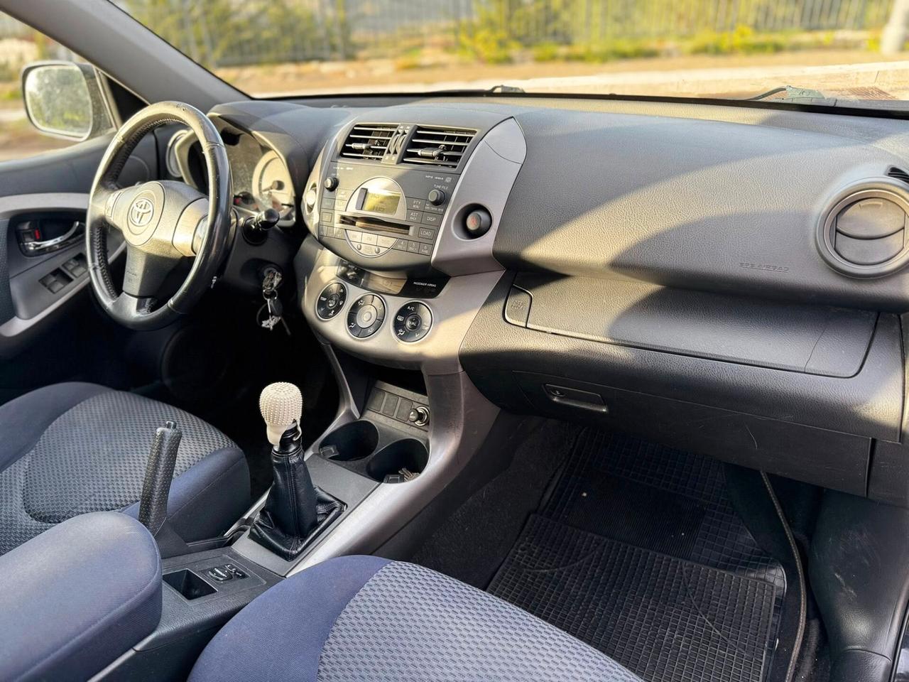 Toyota RAV 4 RAV4 2.2 D-4D 136 CV Luxury