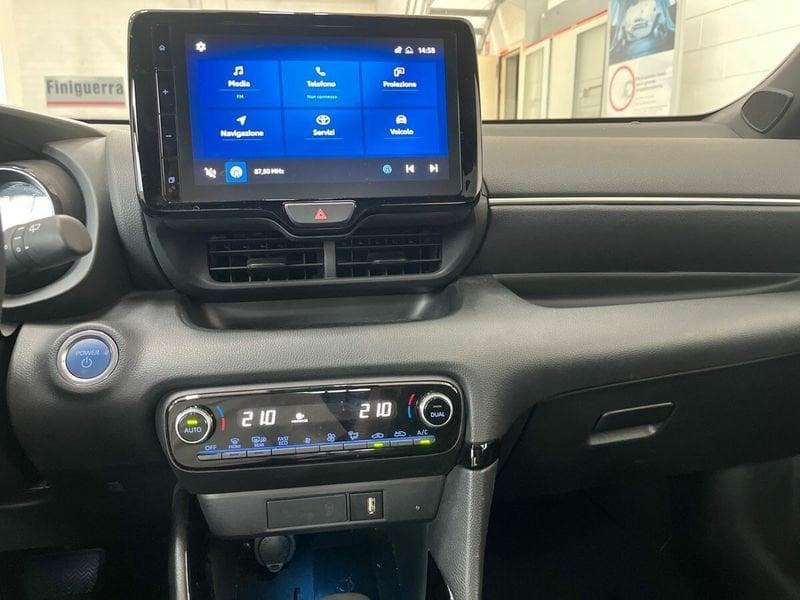 Toyota Yaris Hybrid Style MY22
