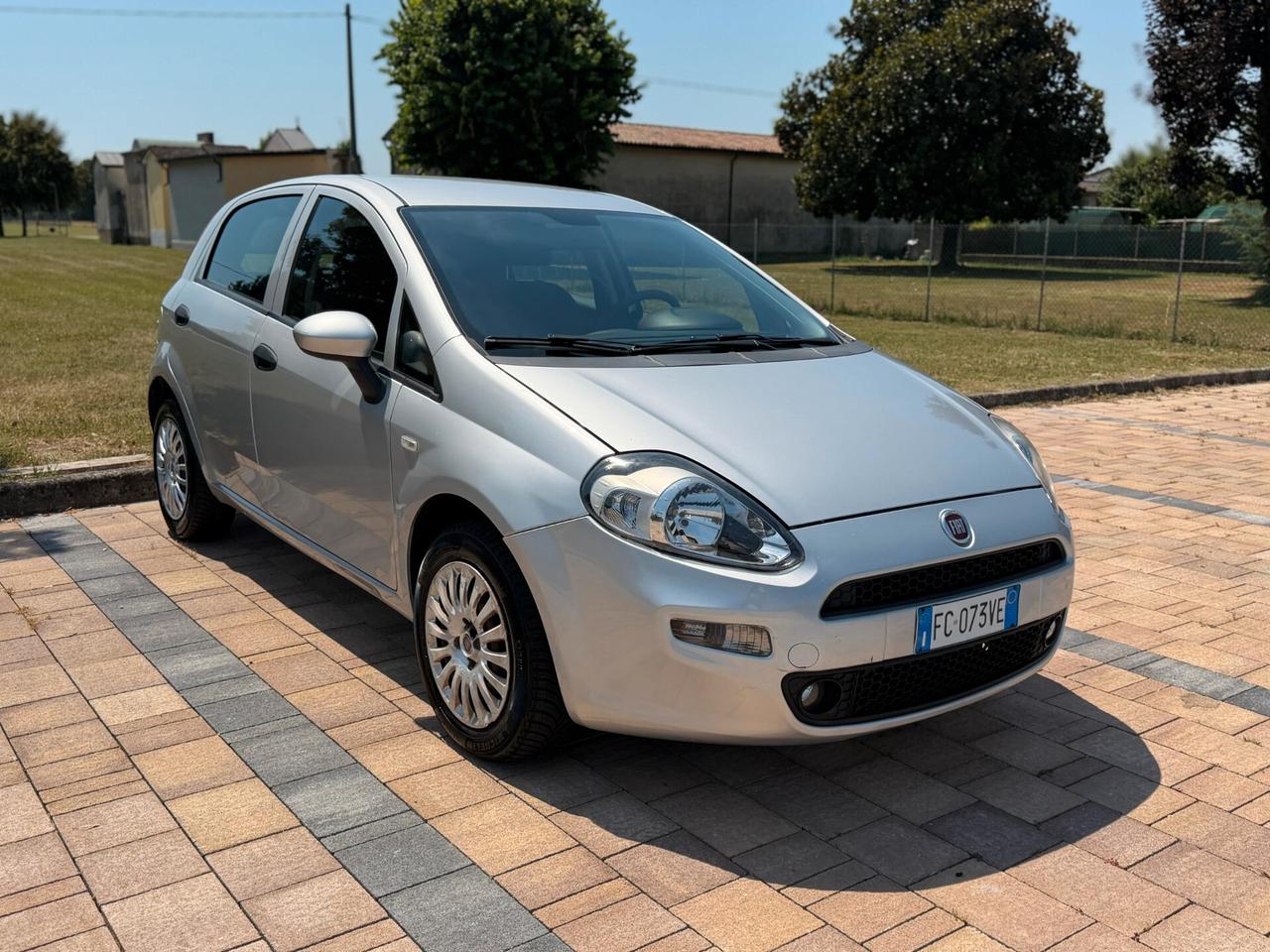 Fiat Punto 1.2 benzina 8V 5 porte neopatentati