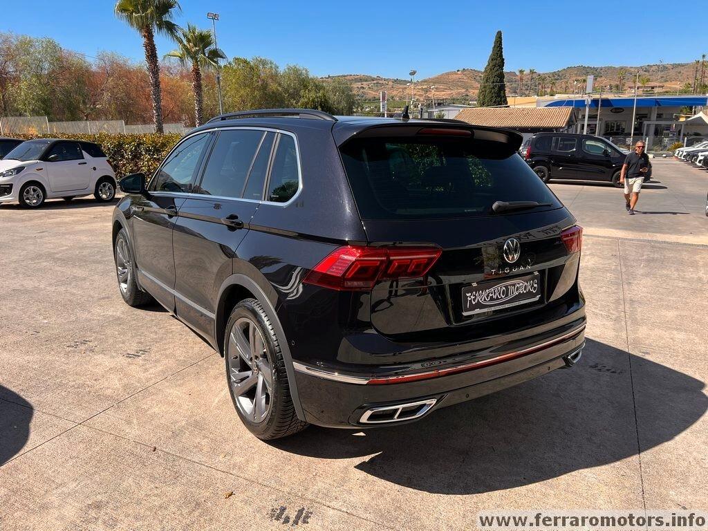 Volkswagen Tiguan2.0 TDI SCR 150 CV DSG 4MOTION R-Line solo 36.000km