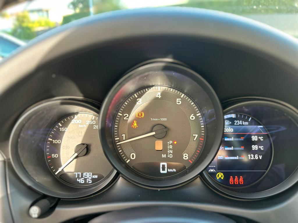 Porsche Macan 2.0 265cv pdk