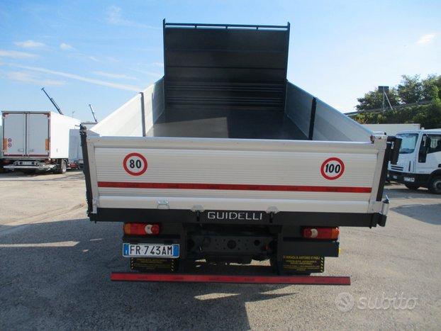 Iveco EUROCARGO 120/25 E5 RIBALTABILE TRILATERALE
