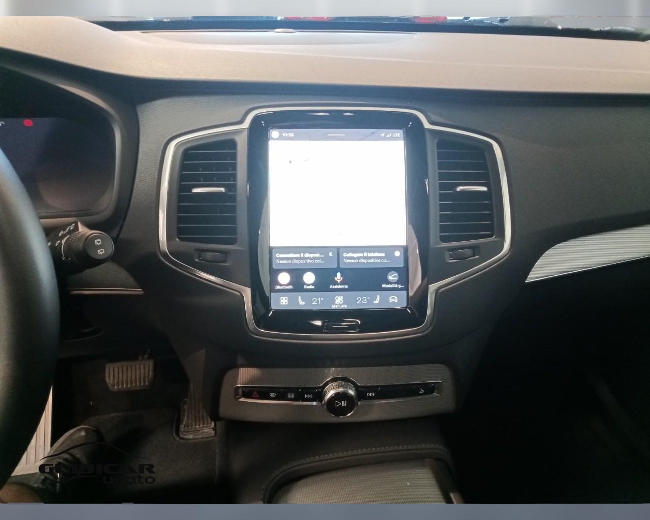 VOLVO XC90 II 2015 - XC90 2.0 b5 Core awd 7p.ti auto