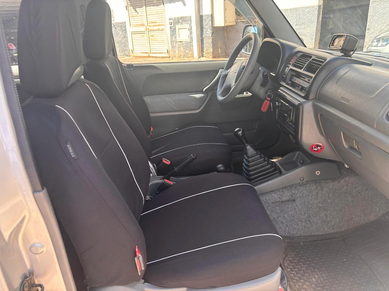 Suzuki Jimny 1.3i 16V cat 4WD JLX GPL