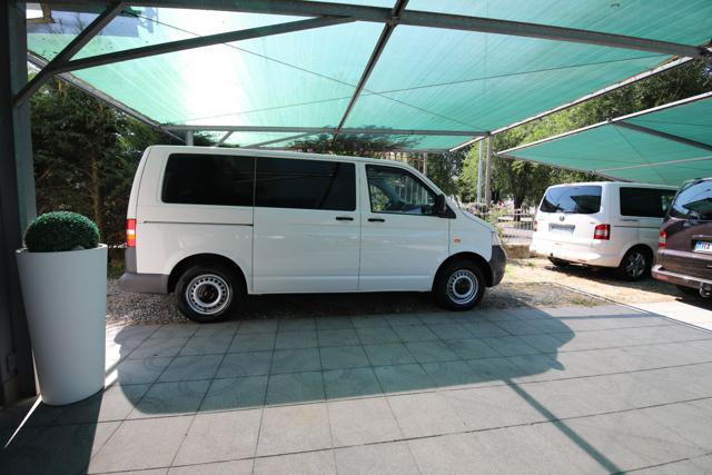 VOLKSWAGEN Caravelle T5 2.5 tdi 131cv 9Posti Klima Letto Portabici