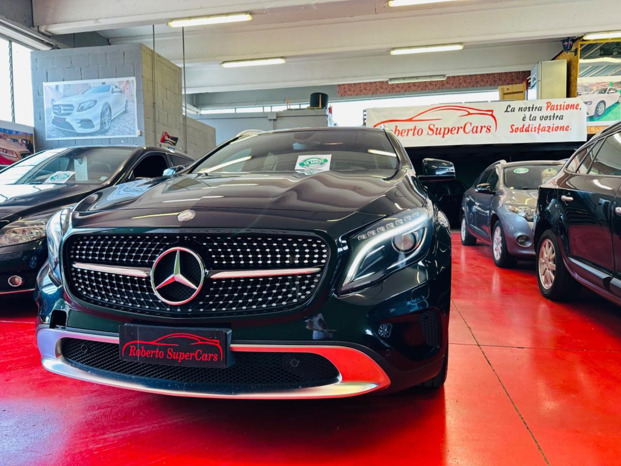 Mercedes-benz GLA 200 CDI Premium AMG Com Nuova